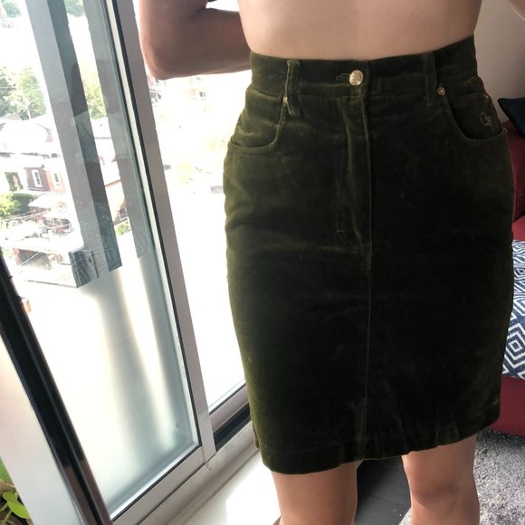 Green Velvet High-Waisted Skirt Italian - Picture 2 of 7